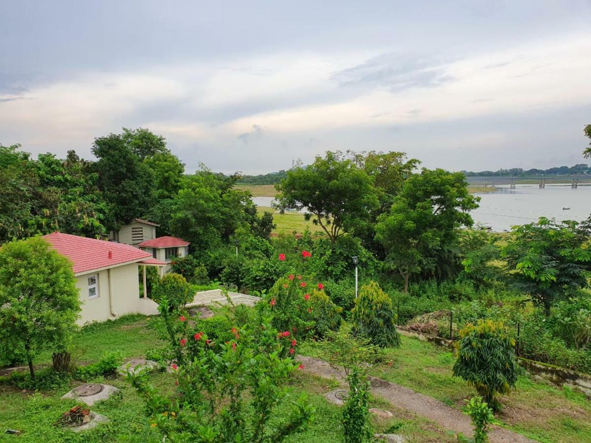 Peerless Resort Mukutmanipur Exterior photo